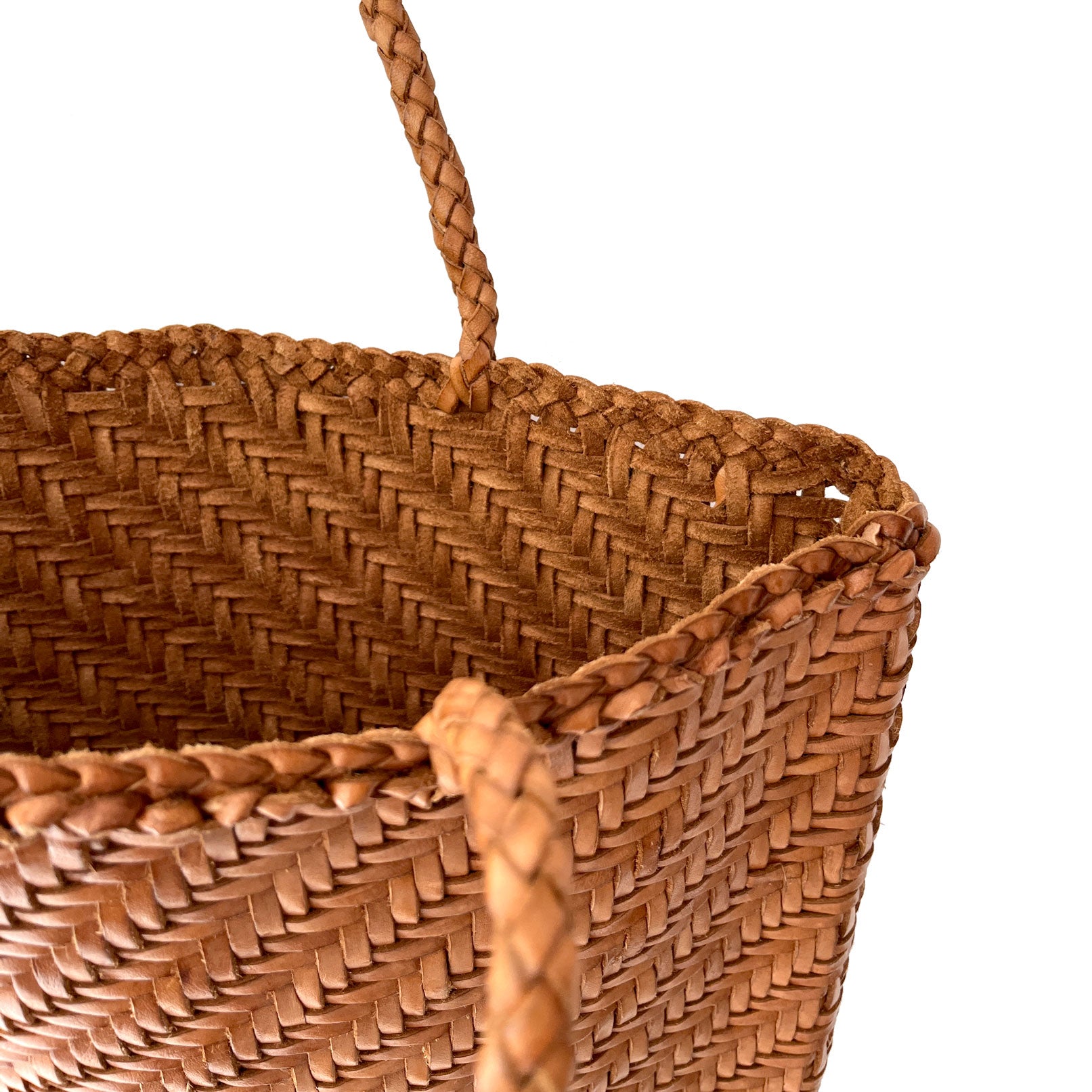 Caramel Braided Tote Bag - Leather- Detailed Image