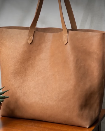 Leather Wide Tote - Caramel