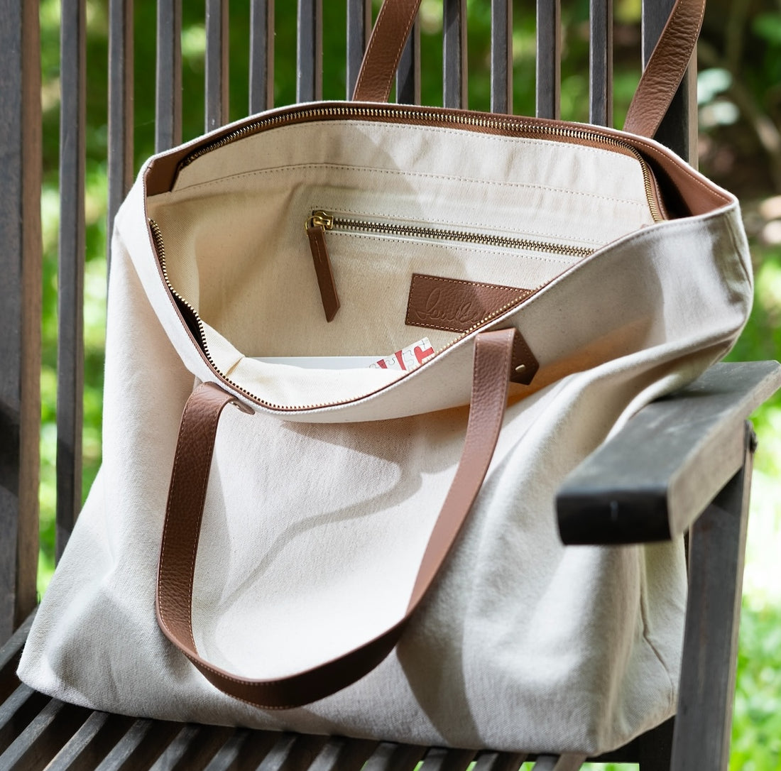 Off white Canvas Leather bag With Zipper